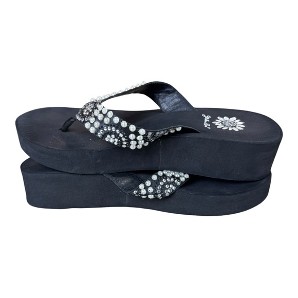 Yellow Box Black Rhinestone Pearl Platform Flip-Flops Size 6 EUC - Picture 4 of 7